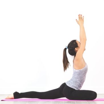 Health Digest - Yoga Poses Benefits Must Read These Useful Health Tips 10  Foods to Eat Everyday for Perfect Skin: http://bit.ly/XFpw0O How to get rid  of Pimples Fast: http://bit.ly/1f10wWt Health benefits of